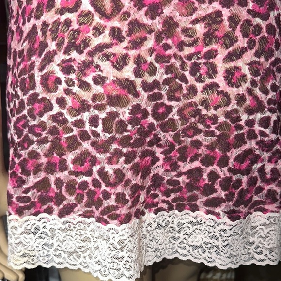 Victoria’s Secret women’s Leopard Print Pink Lace Trim Chemise size M - Picture 4 of 11